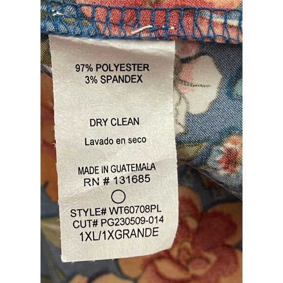 GeeGee "Found You" Blue Floral Satan Bubble Sleeve Blouse, Size 1X - Picture 8 of 8